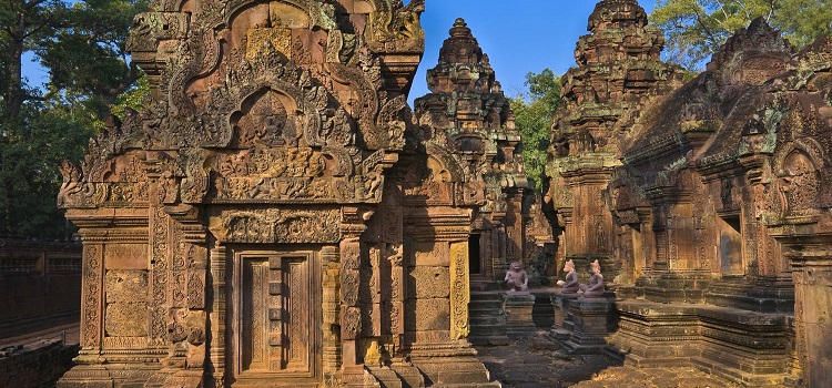 Cambodia Travel Pacakge Tour from Siemreap with Angkor Wat to Phnom Penh