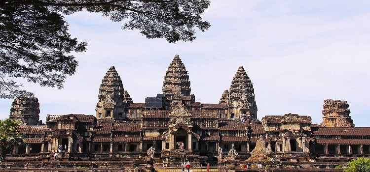 Laos and Cambodia incl. inland flights and with beach holiday on Koh Rong (incl. flight)